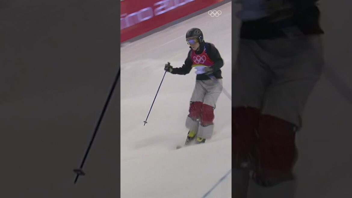 Canada's Jennifer Heil took top spot and Olympic glory at Torino 2006! 🎿 🇨🇦