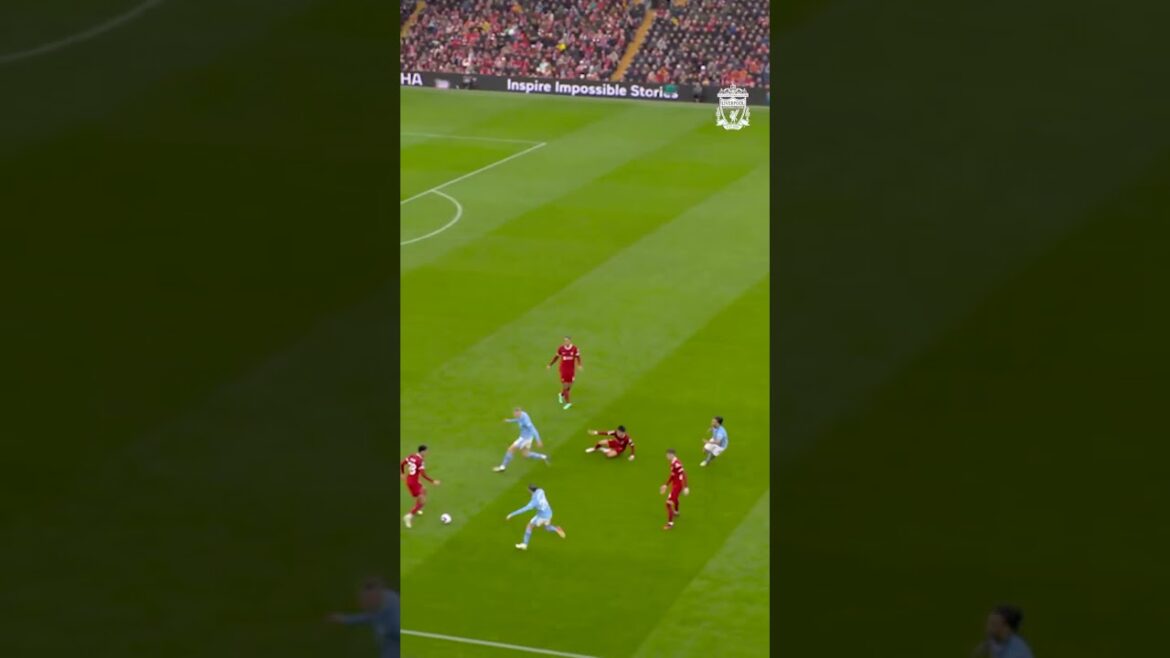 Wataru Endo. Masterclass. 👊🇯🇵 Wataru Endo. Masterclass. 👊🇯🇵