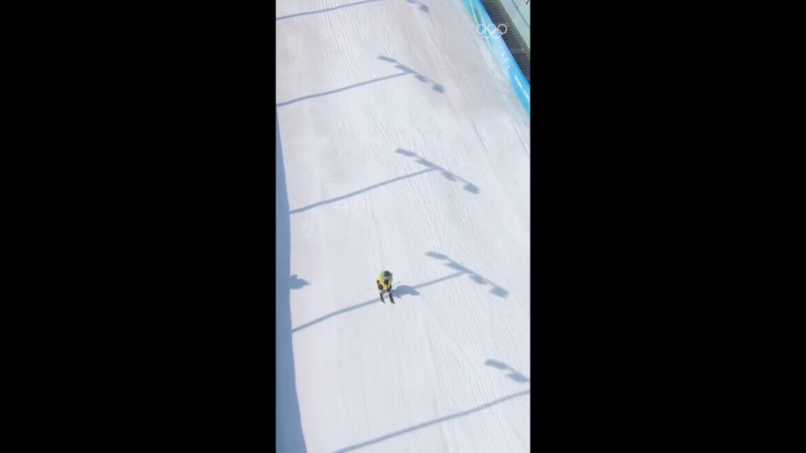 One of the greatest styles in freeski, Henrik Harlaut secured bronze in big air at Beijing 🇸🇪 🎿