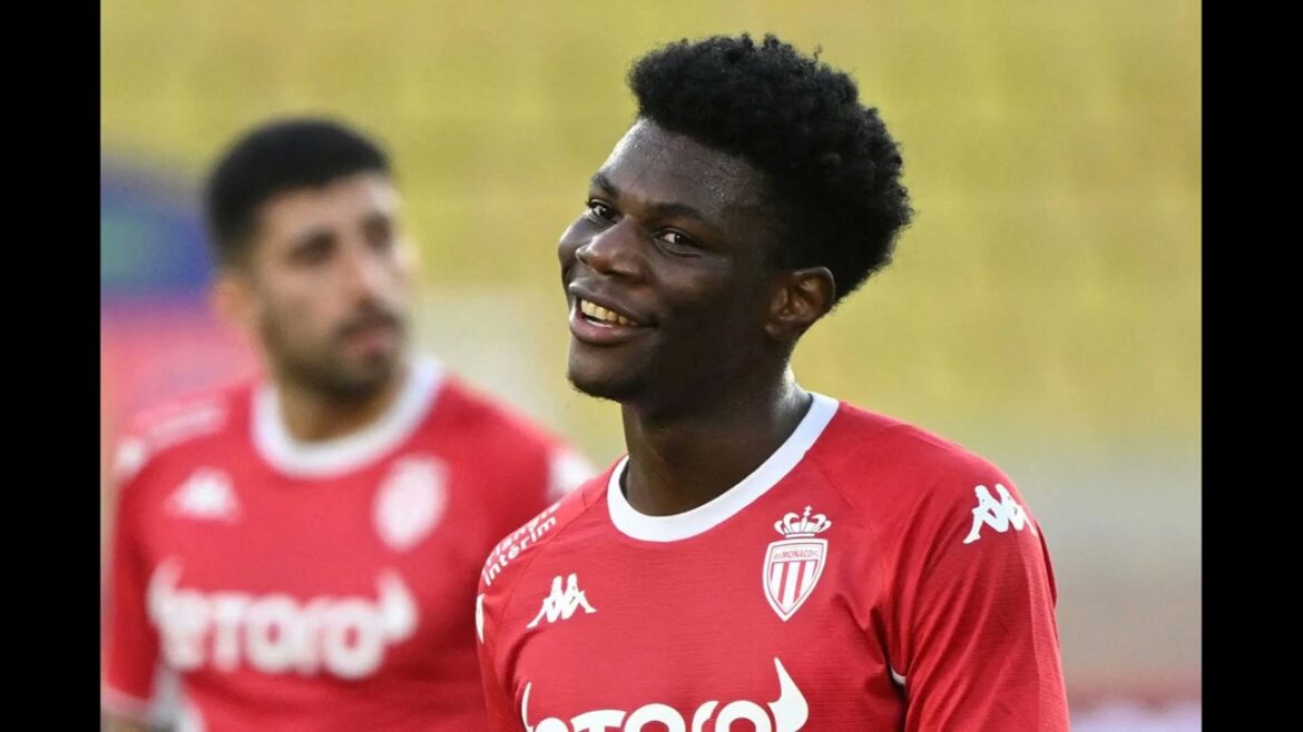 Mikel Arteta provides injury updates on Arsenal duo Takehiro Tomiyasu