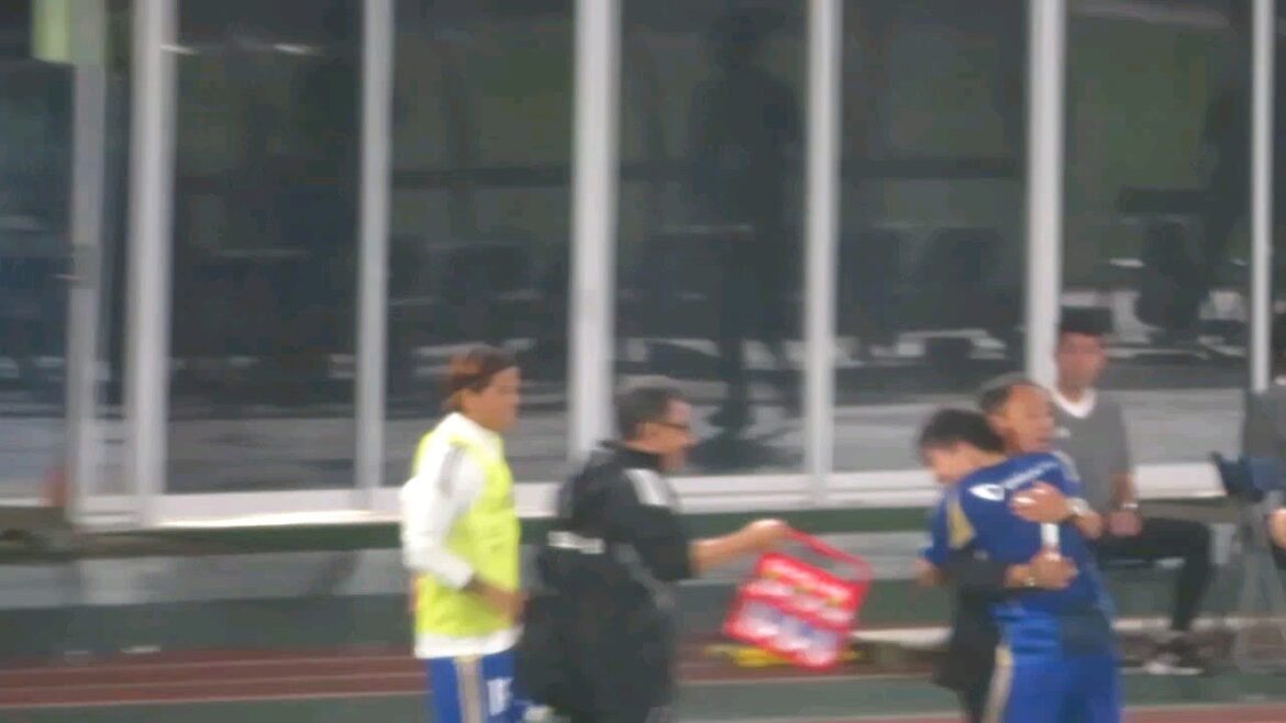 [Emperor's Cup]The final goal was in the second half of the injury time. The view from the match after Soma Yuki's final penalty shoot: manager Kuroda. 2025/06/11 Machida Zelvia Kyoto Sangyo University Machida GION Stadium