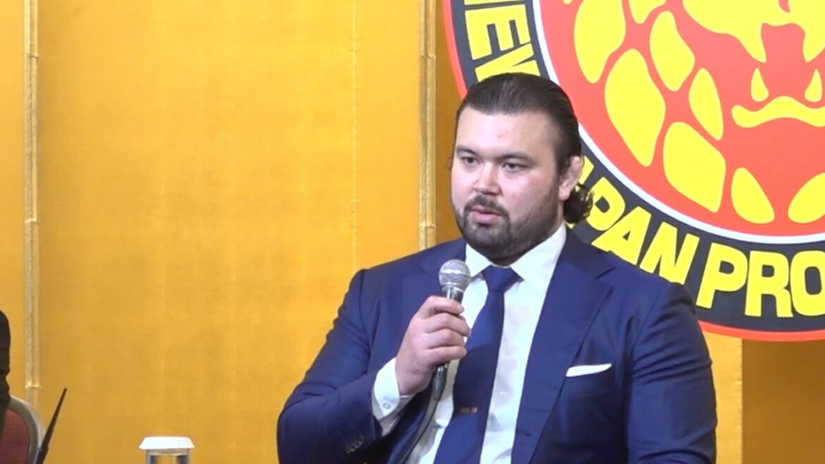 Wolf Aron's "Tokyo Olympic Gold Medal" pride abandons[Question and Answer for Pro Wrestling Press Conference]What is the key technique? What about the costume? From the Young Lion?