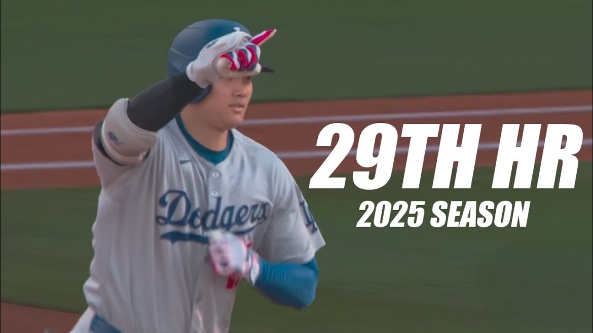 Shohei Ohtani Hits a Leadoff Home Run and an RBI Triple vs Royals | Otani Shohei Highlights