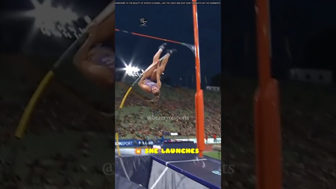 👑😱Tension in the Air — Molly Caudery’s First Mistake! | Munich 2022 👑😱Tension in the Air — Molly Caudery’s First Mistake! | Munich 2022