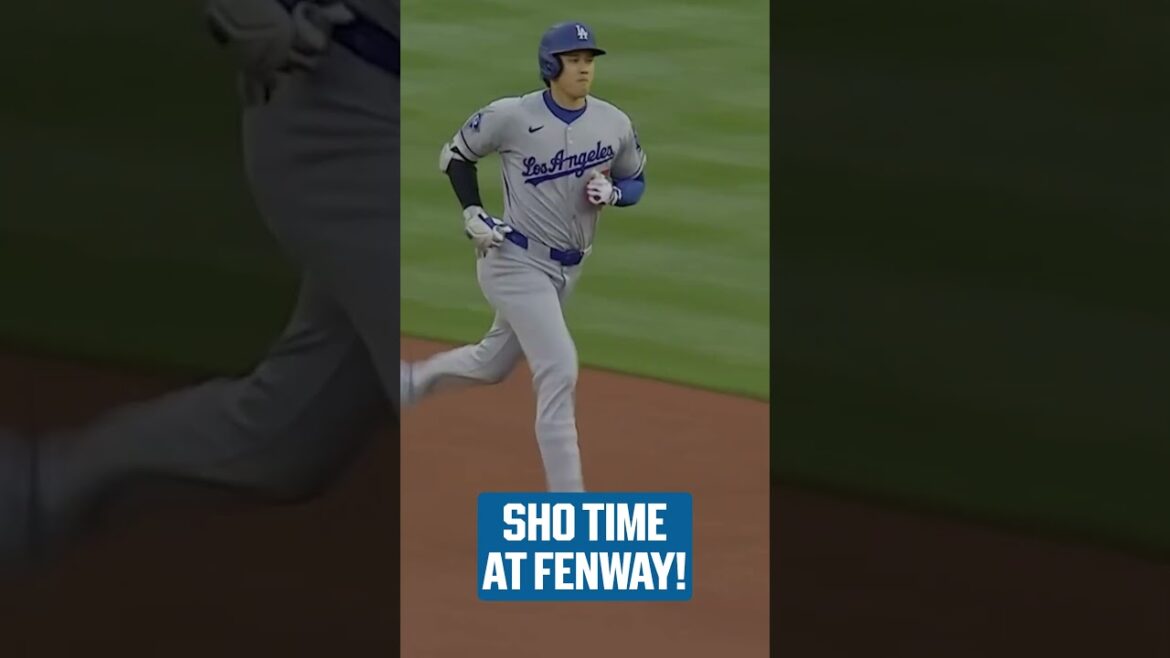 Shohei Ohtani turns around a Garrett Crochet fastball and starts this game with a homer 😤