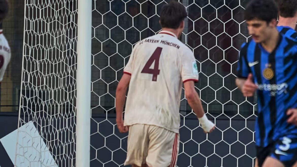 Roko Mijatovic Bayern Munich U19 vs Inter Milan U19 (H) UYL 24/25 Roko Mijatovic Bayern Munich U19 vs Inter Milan U19 (H) UYL 24/25