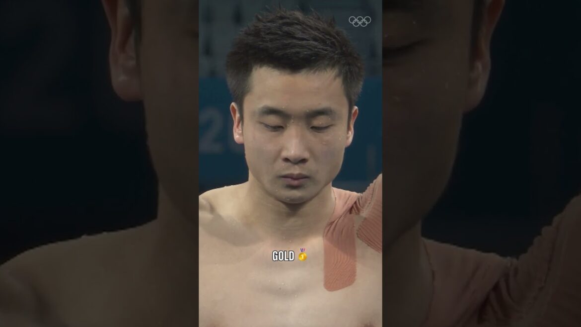 Simply no words. 🤯 Four years ago today, these outstanding divers claimed their medals at #Tokyo2020