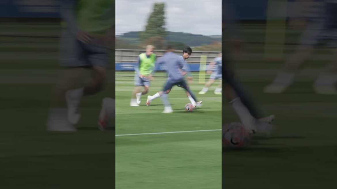 Mitoma Nets SOLO Goal In Training 😲🎯 Mitoma Nets SOLO Goal In Training 😲🎯