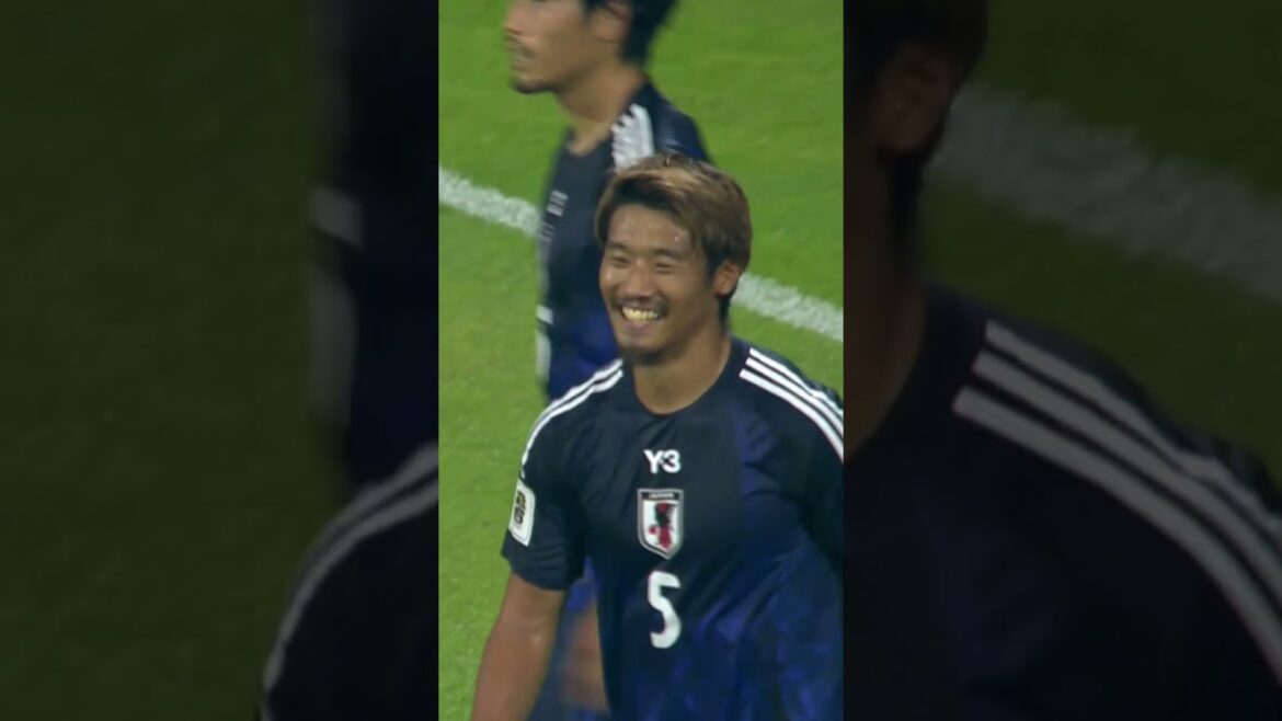 Japan has the opportunity to fight the ball. Before being a Hidemasa Morita, finish the 3rd score for Japan to escape Bahrain 0-3.