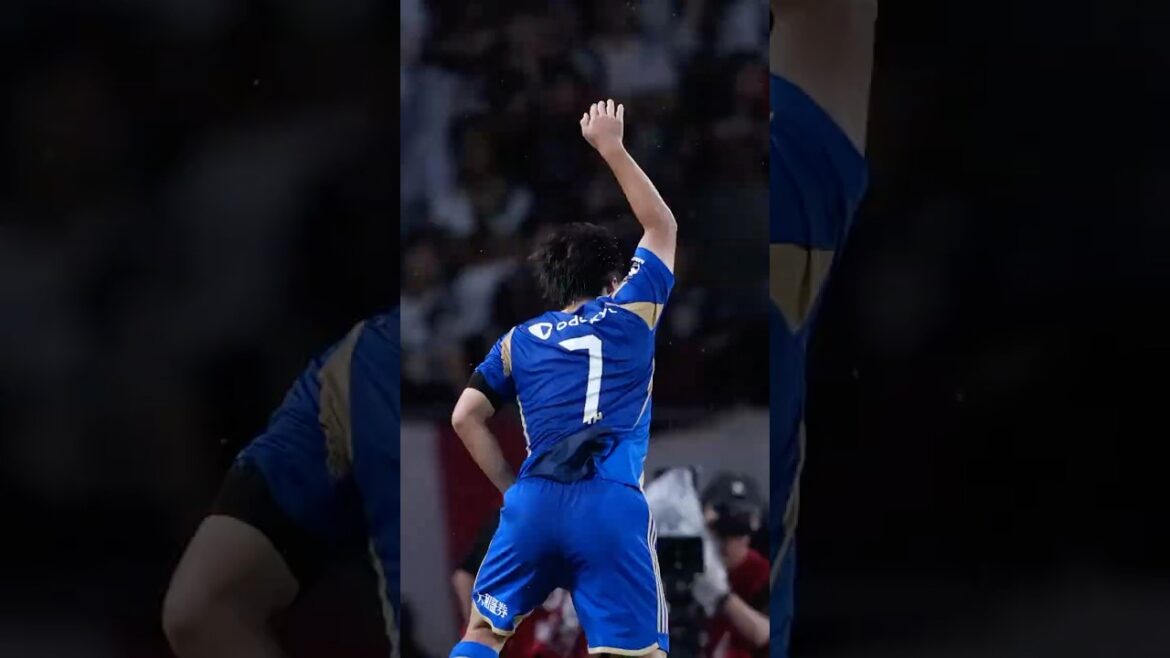 His signature move😉