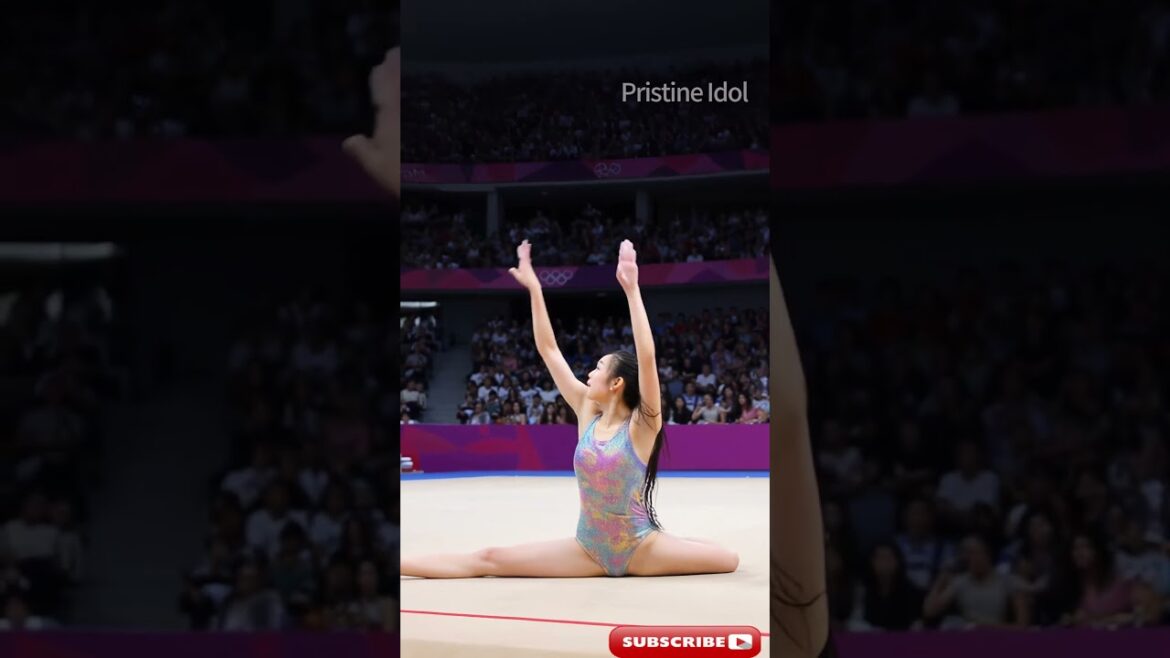 Fantastic balance! Gymnastics Empress, difficult stunts in the air 🤸♀️ #Gymnast #Olympics Fantastic balance! Gymnastics Empress, difficult stunts in the air 🤸♀️ #Gymnast #Olympics
