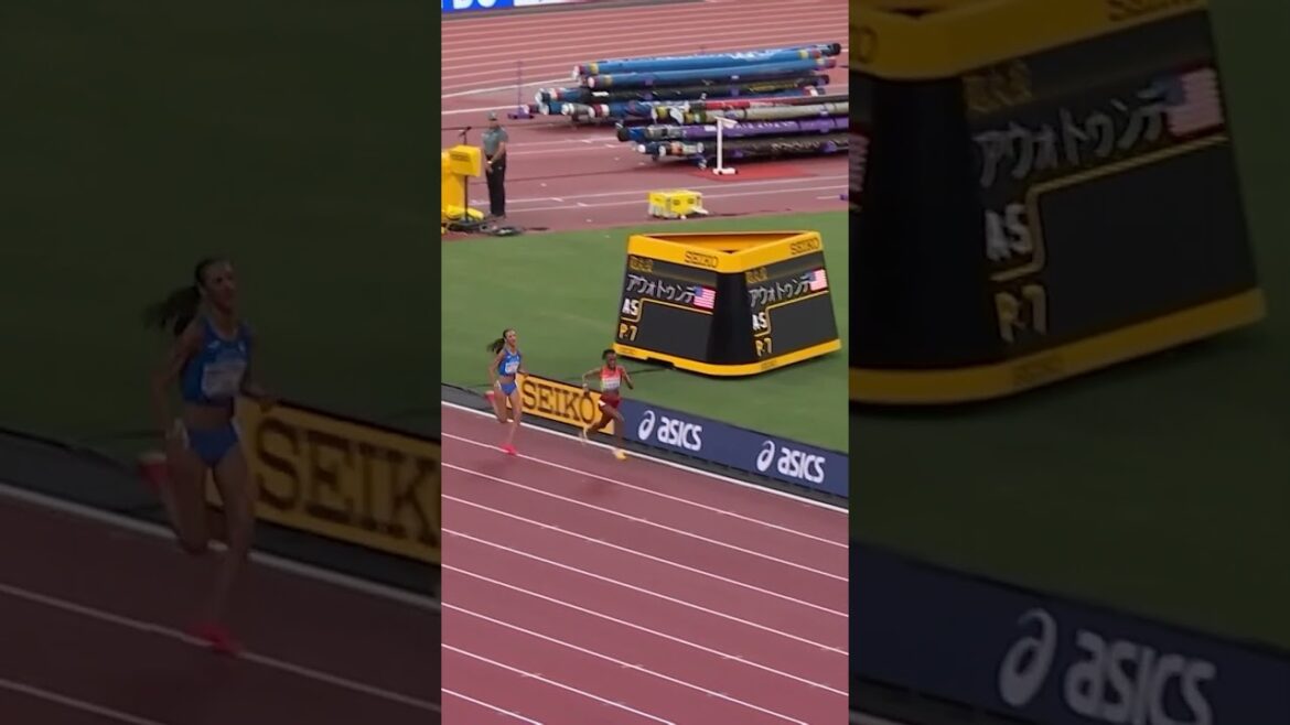 What a finish from Beatrice Chebet ⚡️ #worldathleticschamps #kenya  #sports #running