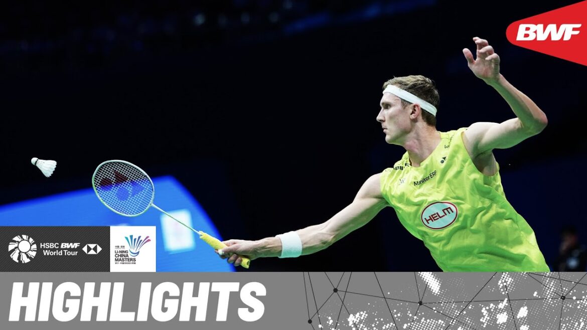 Wang Zheng Xing contests Olympic champion Viktor Axelsen