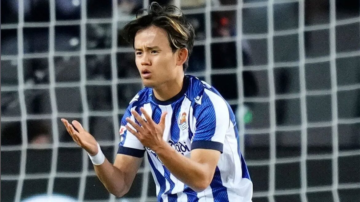 Kubo Takefusa makes a strong presence in his former club! A powerful shot hits the post and crossbar directly![September 29th]