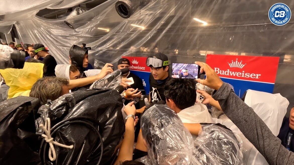 2025 NLDS: Shohei Ohtani, Max Muncy & Dodgers celebrate after eliminating Phillies