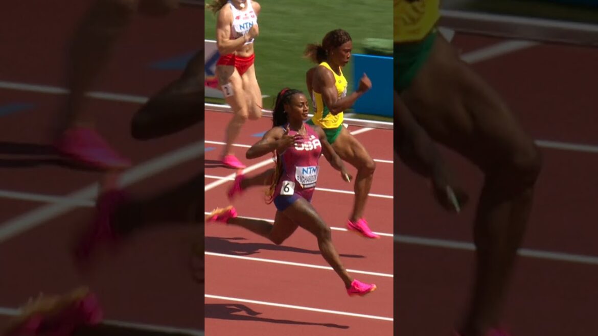 Sha'Carri Richardson is a mood 💅 #athletics #sports #running #usa #nails #fast