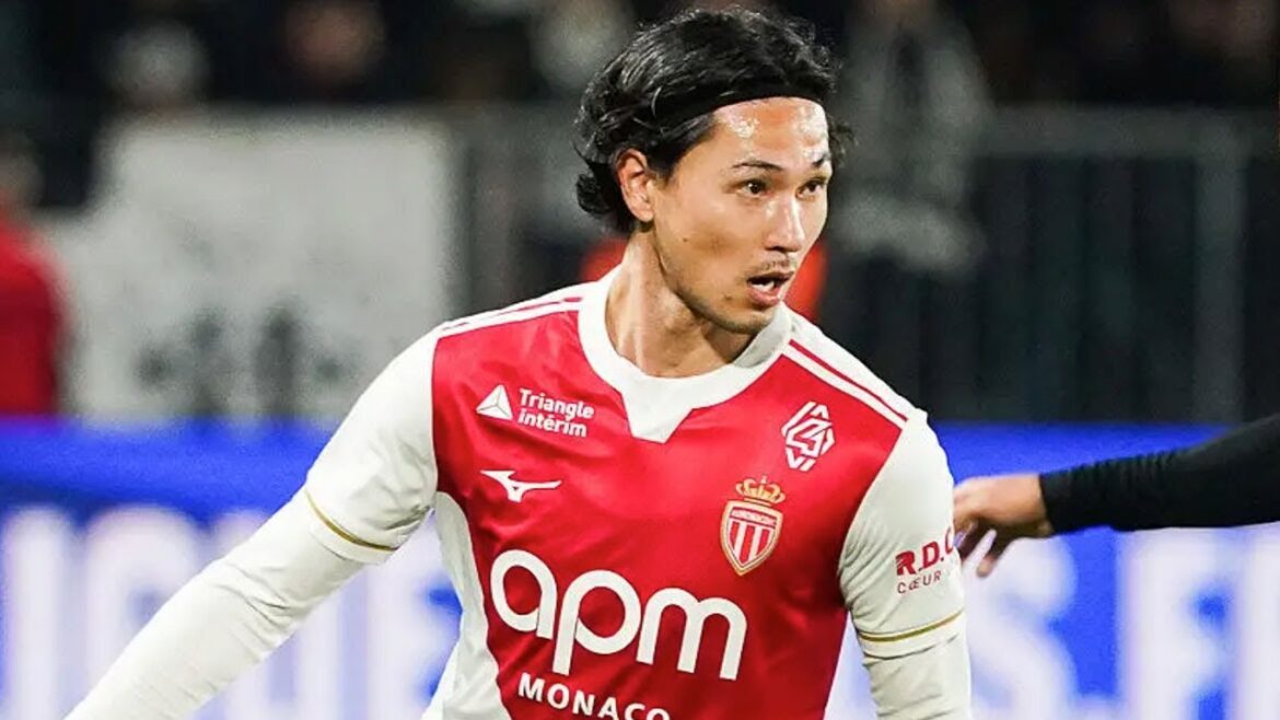 Substitute Takumi Minamino records an assist with his first touch![October19th]