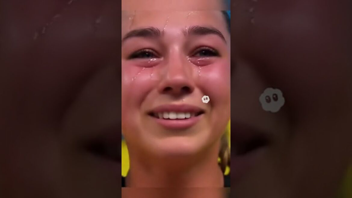 Ukrainian Beauty Patriotic Tears Snatch 100kg Gold Medal[Olympic Inspirational Video]#Ukraine #Weightlifting #Olympics