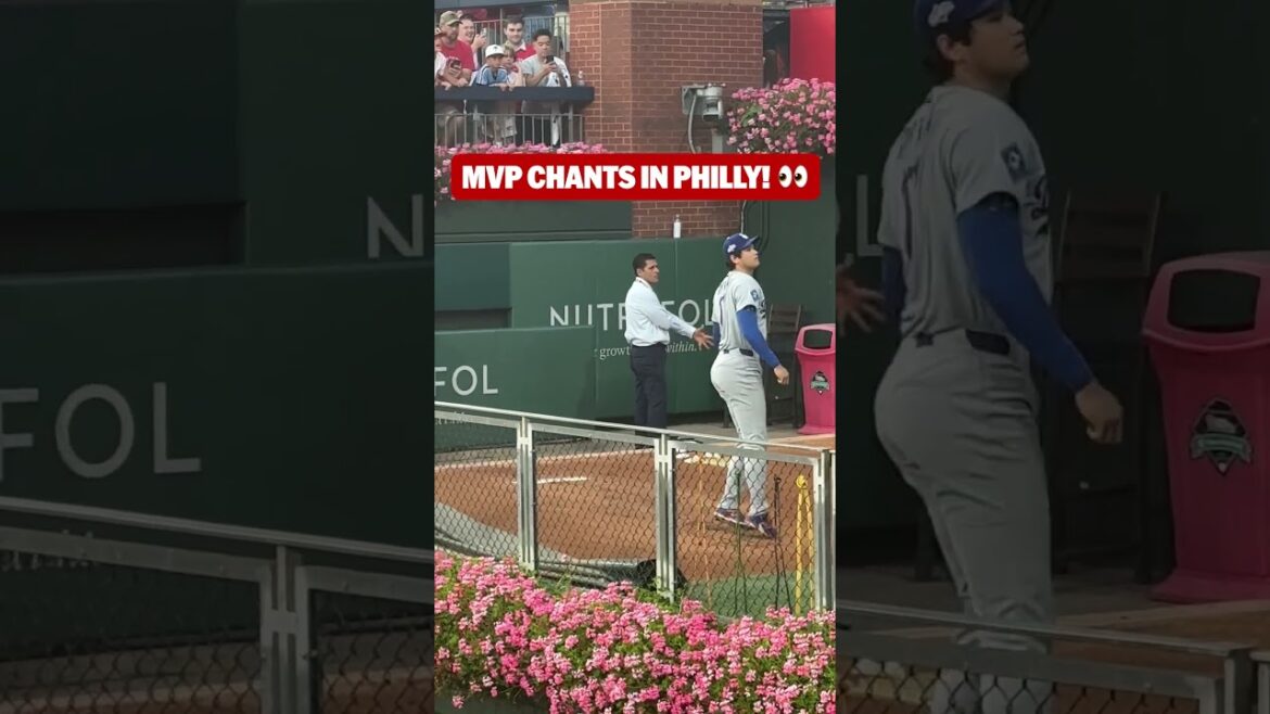 MVP chants at the Bank as Shohei Ohtani warmed up in the bullpen... but they weren't for him 🤣