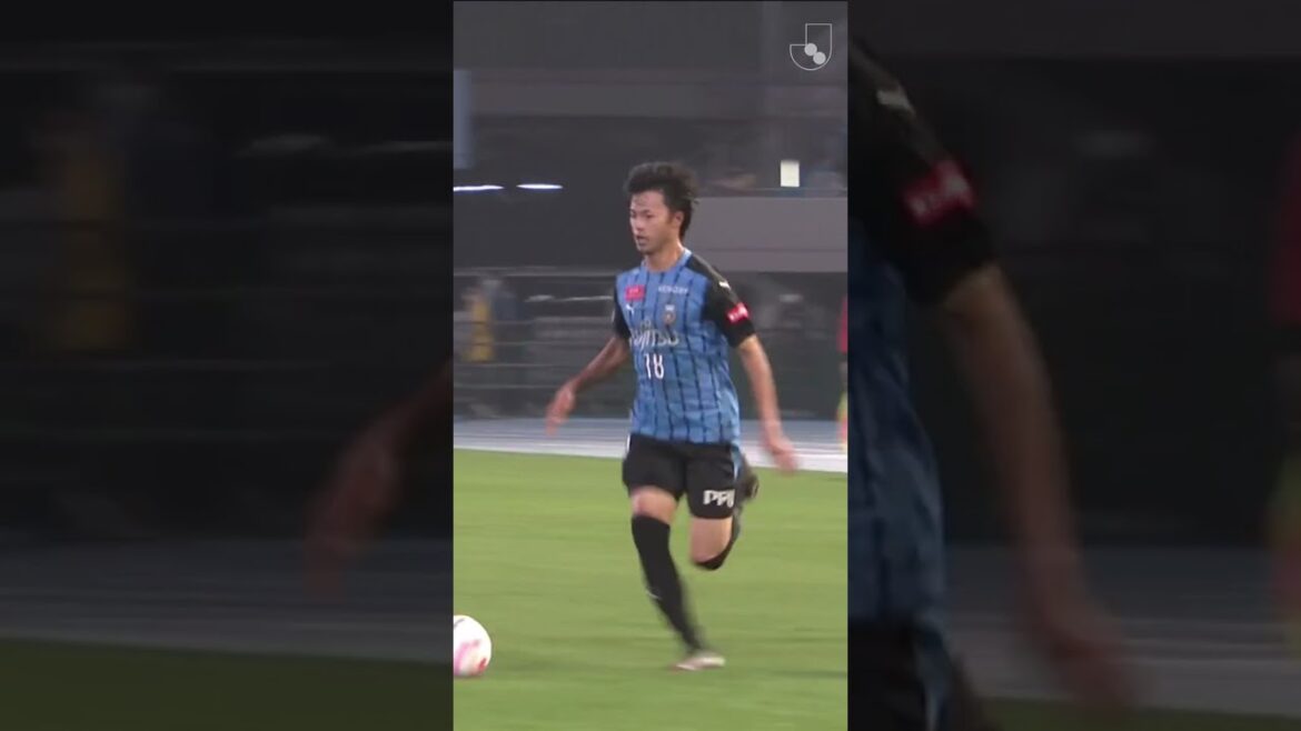 🇯🇵🦈 On this day… Kaoru Mitoma introduced himself to the world.And he did it like this.