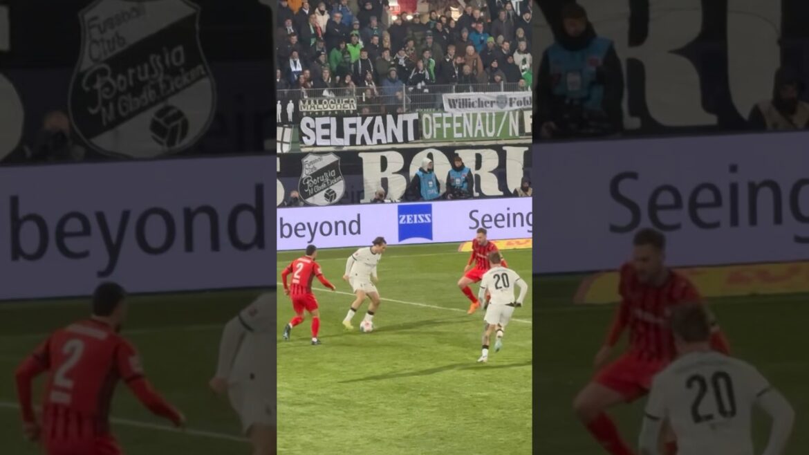 Machino scores the third goal for Borussia⚽️💯