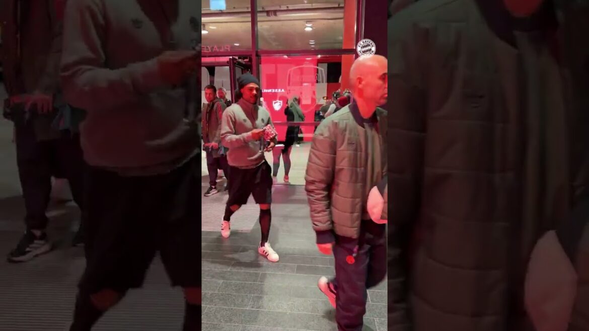 MIN JAE KIM DAJOT UPAMECANO HIROKI ITO AND SERGE GNABRY BEFORE CL MATCH VS ARSENAL LONDON