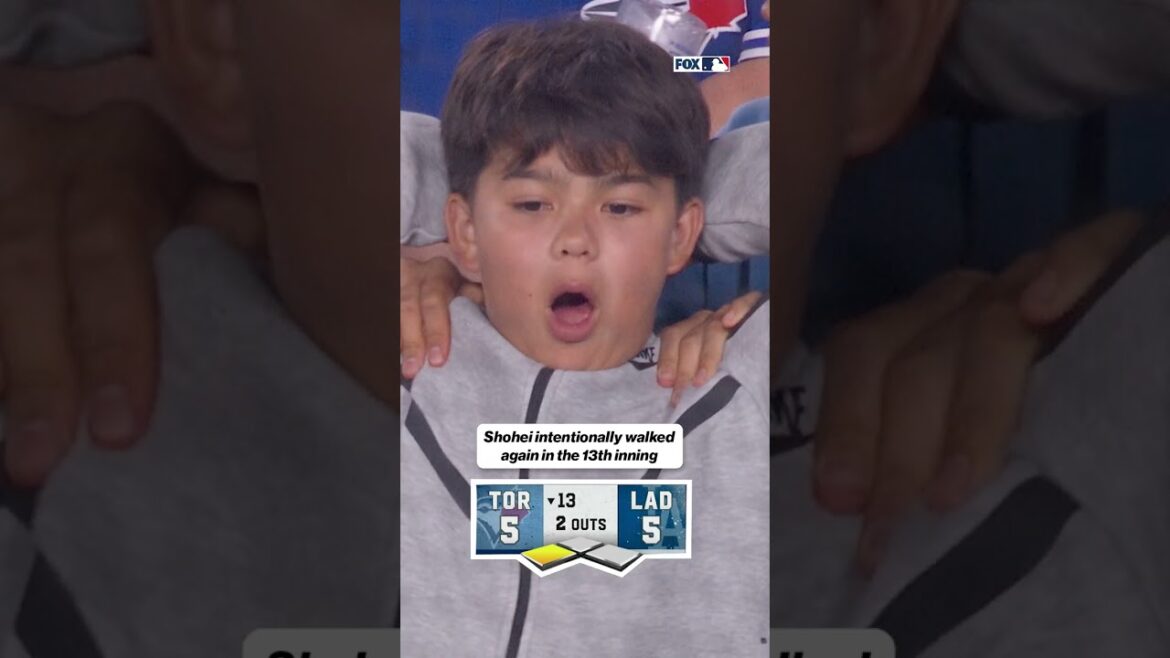 This kid CALLED they were going to walk Ohtani 😂 #shoheiohtani #mlb #baseball #worldseries #dodgers