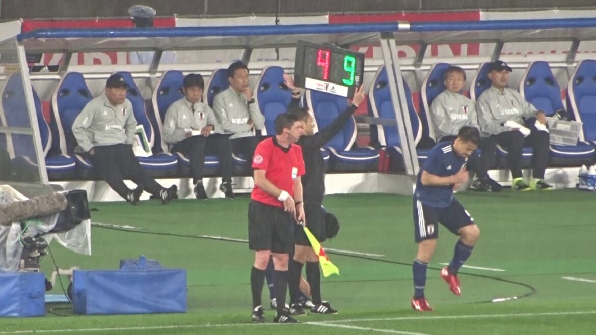 [#Nishino J]Second half: Shibasaki and Okazaki go to the pitch! A disappointing shot! ! #Gaku Shibasaki #Shinji Okazaki #Shinji Kagawa #daihyo #Japan National Team