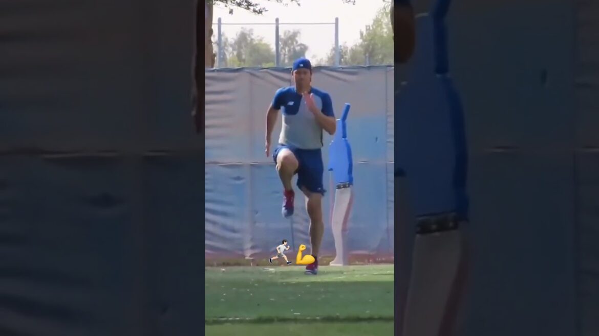 [During practice]Shohei Otani pitches with all his might! Let’s all send cheers ⚾️