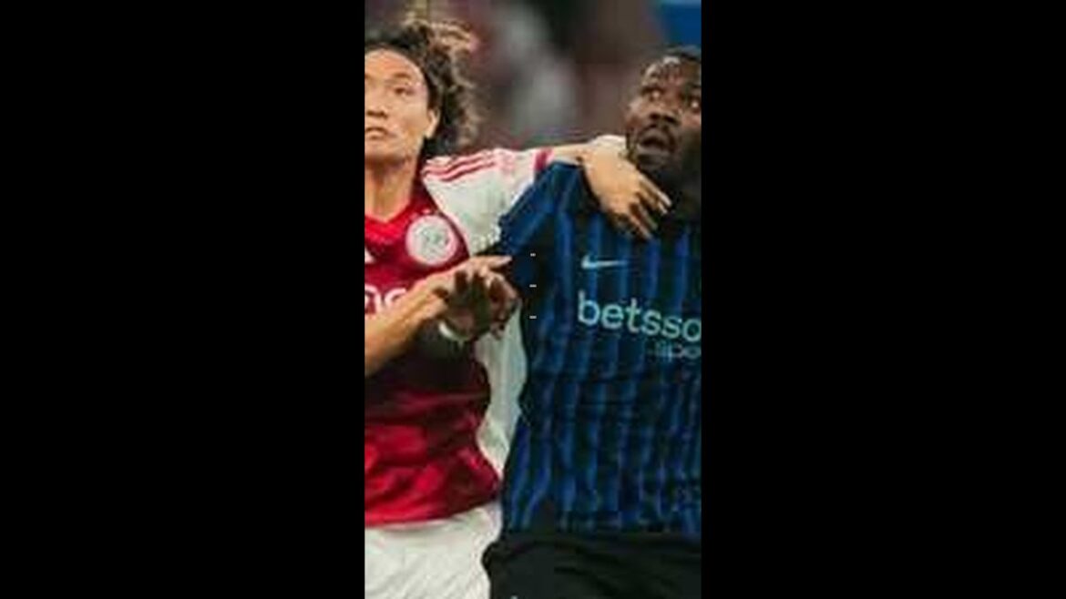 What is the most difficult opponent that Akira Itakura talks about?