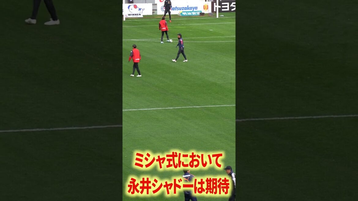 It's impossible to stop Nagai, who sneaks through the third man.