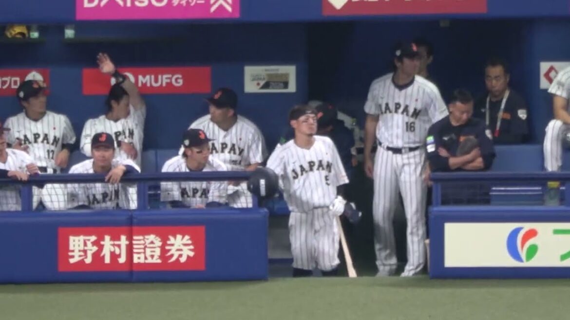 [Shohei Otani]checks the muscles around the shoulders of[Tomoyuki Kanno]⁉ Local video