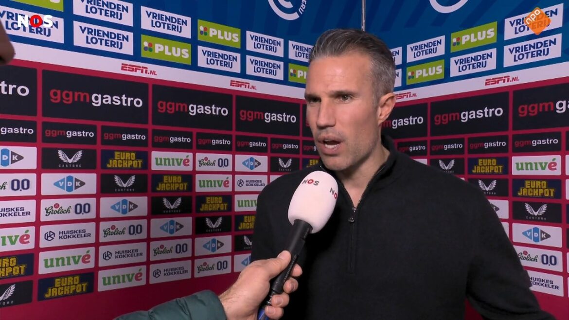 Van Persie about CRITIQUE: "After the winter break, more PROFIT than LOSS"😠 | Twente 2-0 Feyenoord | #twofey