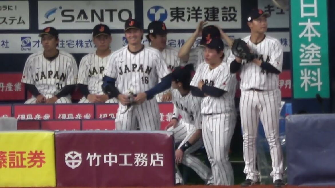 [SAMURAI JAPAN]Warm-up match against Orix - Local video of[Shohei Otani]and[Daiya Miyagi]being good friends on the bench