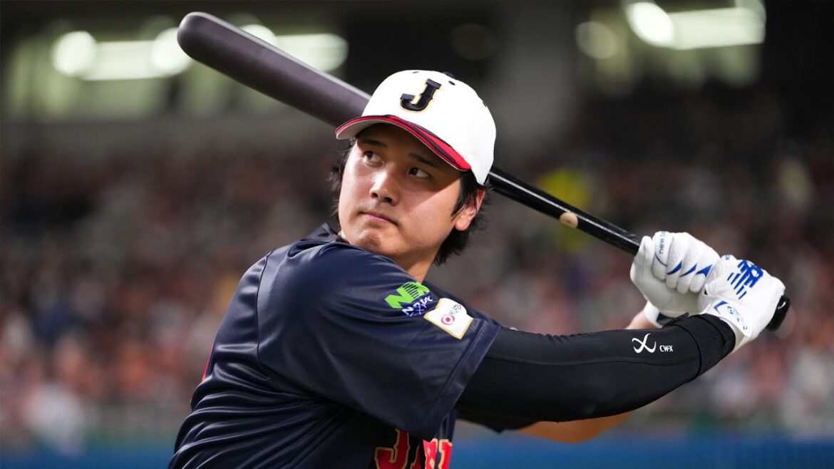 [Go beyond the signboard! ? ]Shohei Otani is amazed by the power of another dimension! Batting practice just before the game against Taiwan | World Baseball Classic (WBC)