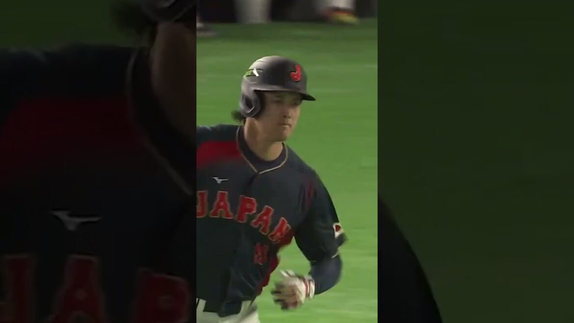 Shohei Ohtani at the plate, bases loaded. What else did you expect? 🦄 #worldbaseballclassic