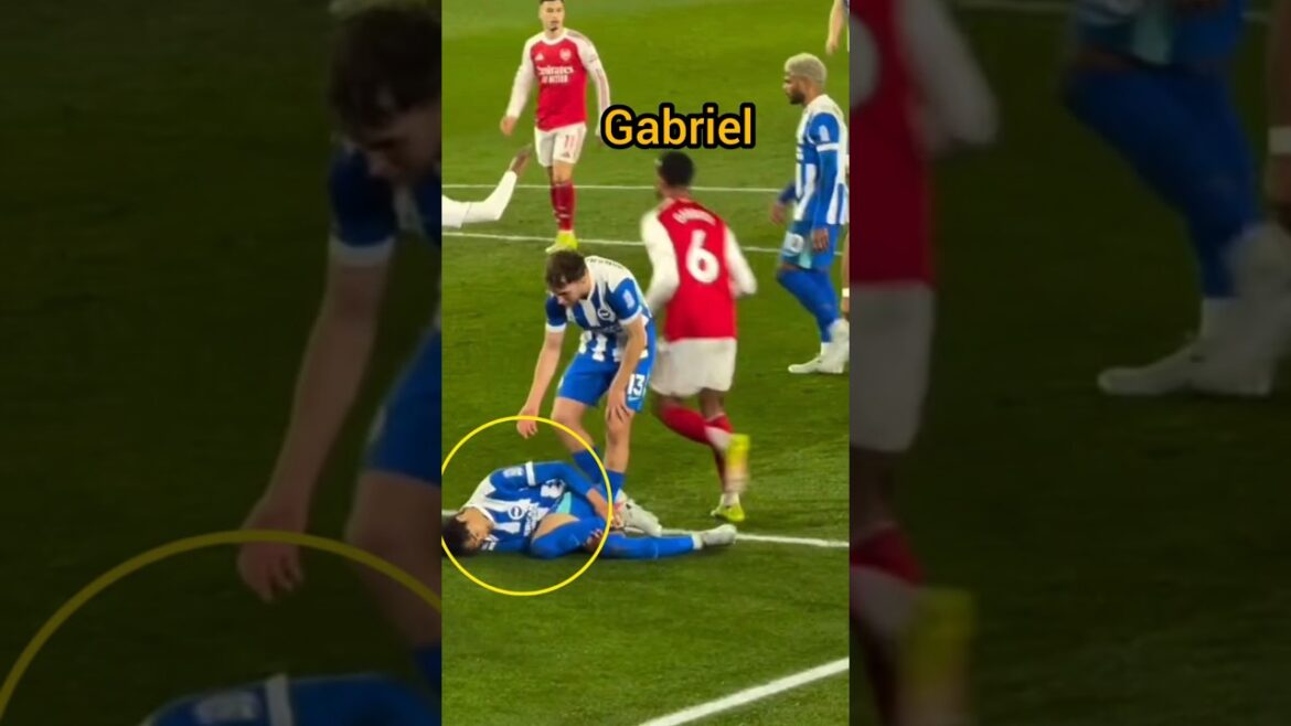 Look At what Gabriel Did To Mitoma Today in the Arsenal Vs Brighton Match  😂 #arsenalbrighton