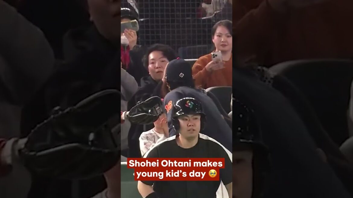 Shohei Ohtani made sure this young fan got the baseball! And he couldn’t hold back his excitement 🥹
