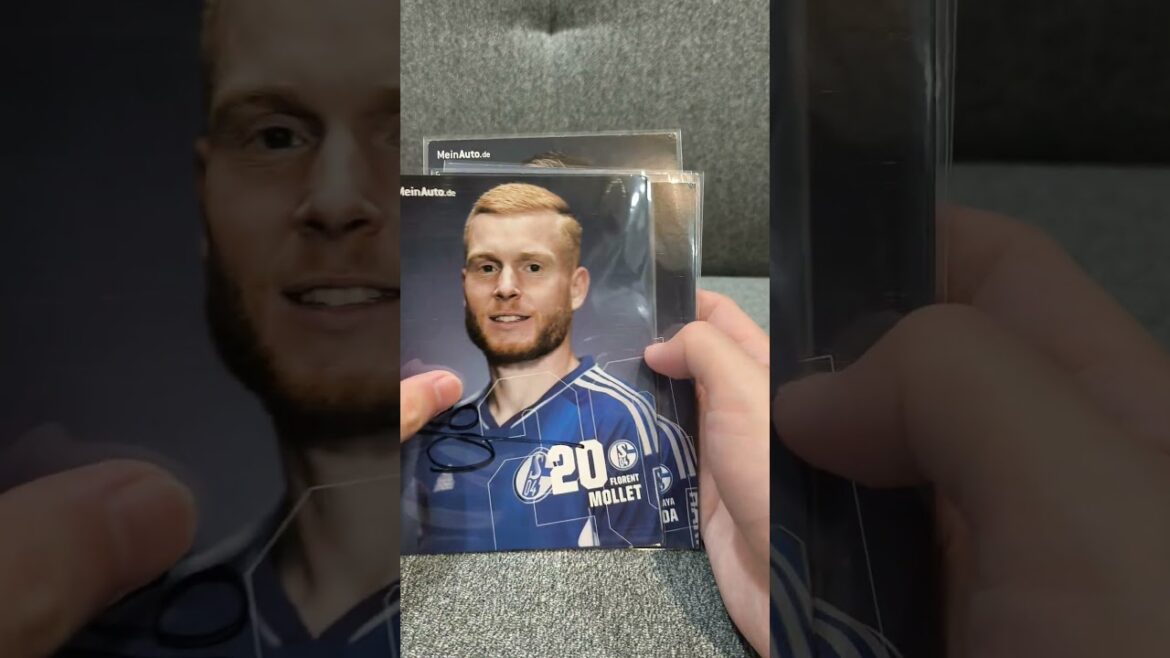 Seriously, is this real?! Schalke Photocard Signed Yoshida & Zalazar 😱