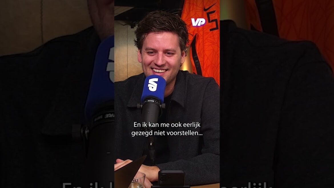 'He will be the difference between winning a title or not next season' 🤕😲 #tomiyasu #ajax