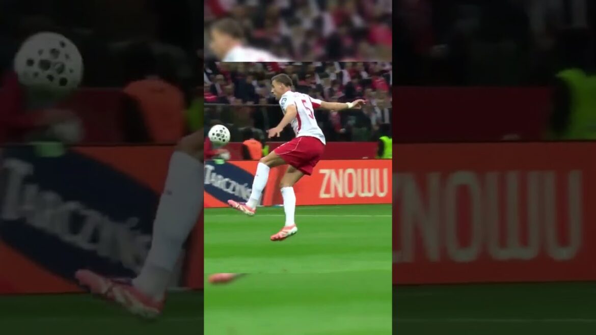 The scene where he lost the ball and the brilliant play that followed. #Soccer #Overseas Soccer #Japan National Team #Kaoru Mitoma #Football #One Play