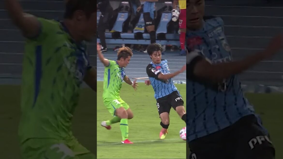 This is the league that introduced him to the world — Kaoru Mitoma 🇯🇵✨ This is the league that introduced him to the world — Kaoru Mitoma 🇯🇵✨