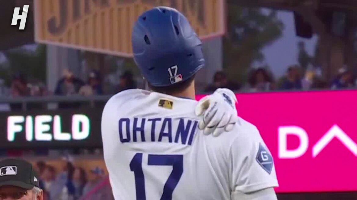 Shohei Ohtani GOT HIT by a pitch right on his shoulder 😱
