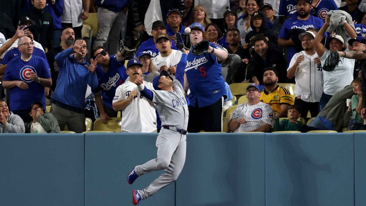 Seiya Suzuki's Great Leaping Catch