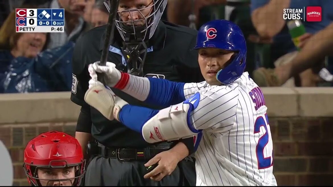 BIG SWING FOR SEIYA! 😤 Seiya Suzuki crushes a three-run home run to tie the game for the Cubs! 🐻