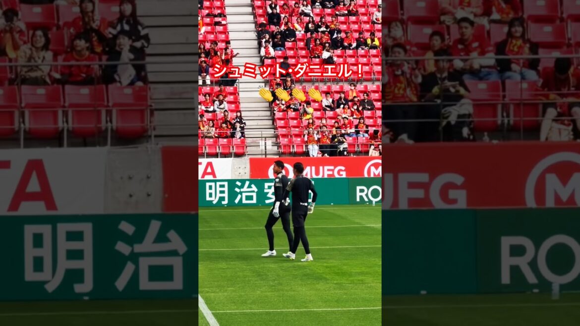 Schmidt Daniel Cole before the match (May 6, 2026 J1 Round 15 Nagoya Grampus x Gamba Osaka)