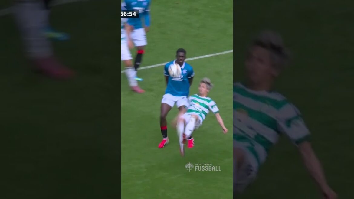 This game can do bicycle kicks! First Chermiti now Maeda 🔥🔥🔥 #Sportdigital #Oldfirm #Celtic #