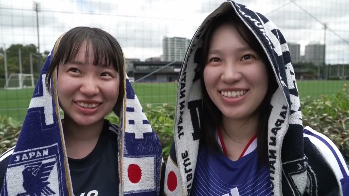 Samurai Blue begin World Cup preparations in front of hundreds of fans Samurai Blue begin World Cup preparations in front of hundreds of fans