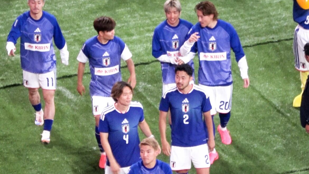 Before the 2026 World Cup, Samurai Blue goes around the stadium after the send-off ceremony. Local video