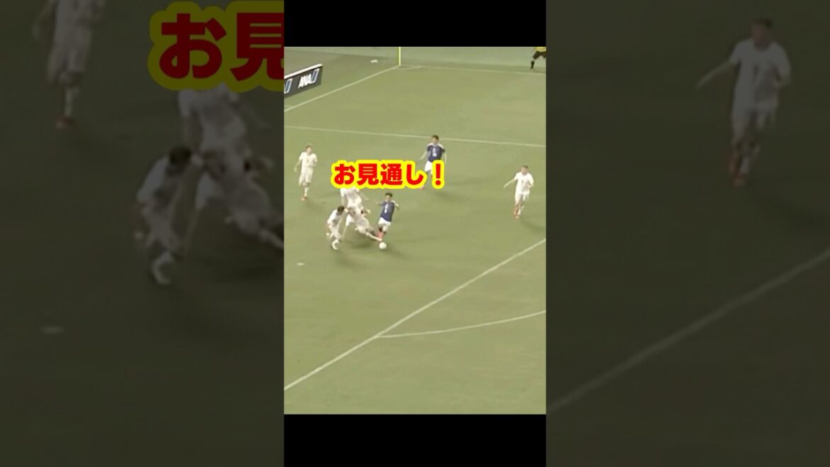This is an outstanding technique! The day when the Japanese national soccer team put pressure on their Iceland opponent with the cooperation of Takefusa Kubo and Yuse Sugawara! #Soccer #Takefusa Kubo #Yusei Sugawara